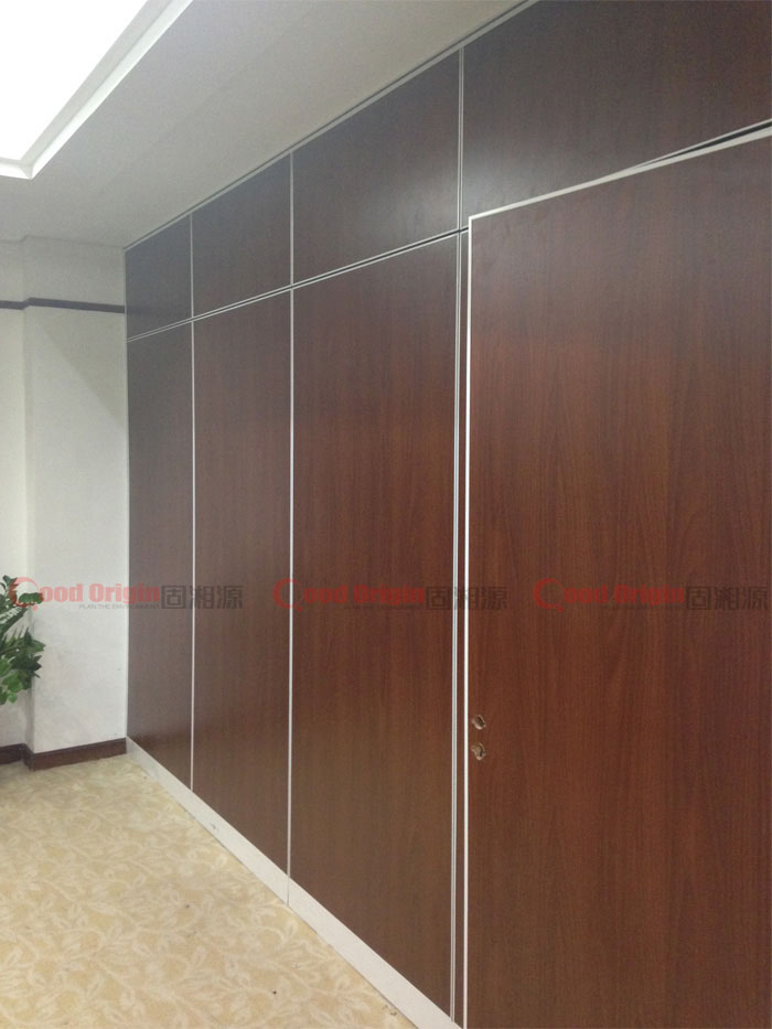 固湘源案例:潇湘晨报-饰面板隔墙 固湘源案例:潇湘晨报-饰面板隔墙